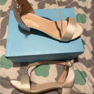 Annie Kids Cream Dress Shoes with Ankle Strap